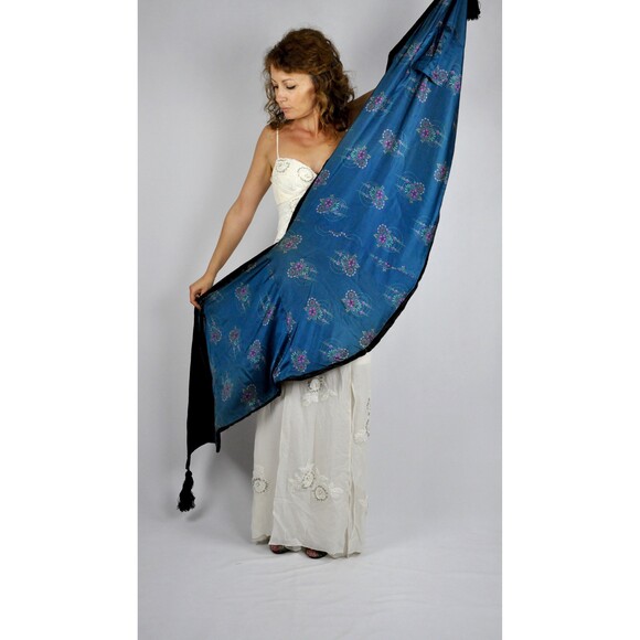 20s VELVET & SILK Shawl Cloak Cape Flapper Piano Opera Shawl Collectible Pockets - Picture 3 of 10